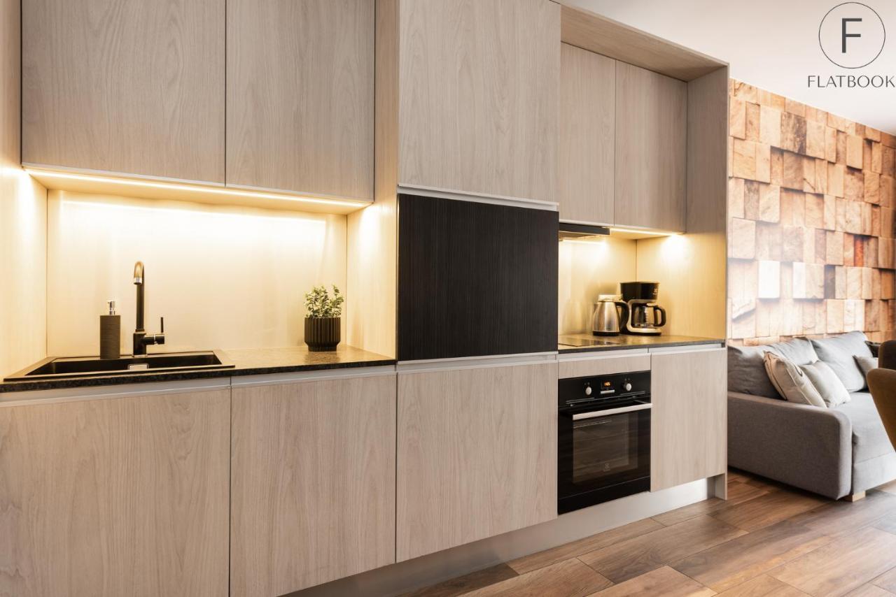 Flatbook - City Center Apartments Brabank With Parking Gdańsk Exterior foto