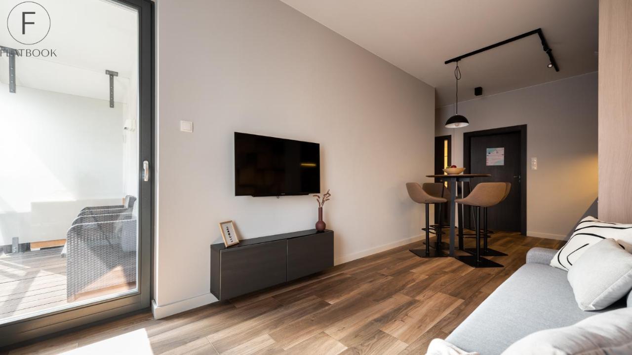 Flatbook - City Center Apartments Brabank With Parking Gdańsk Exterior foto